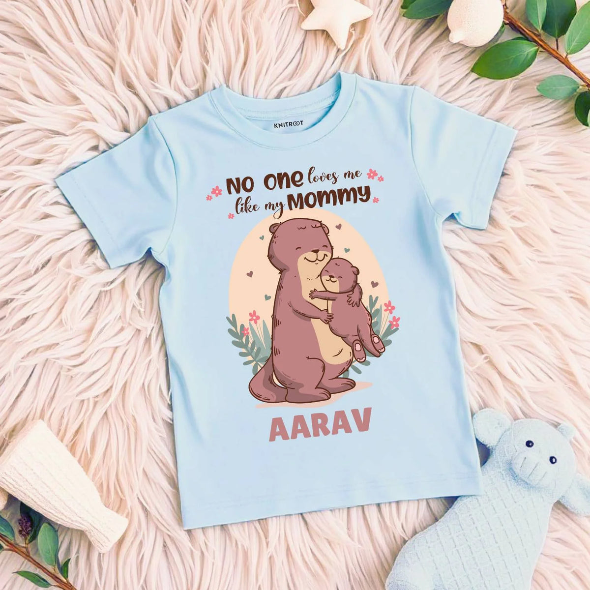 No One Loves Me Like My Mommy Outfit